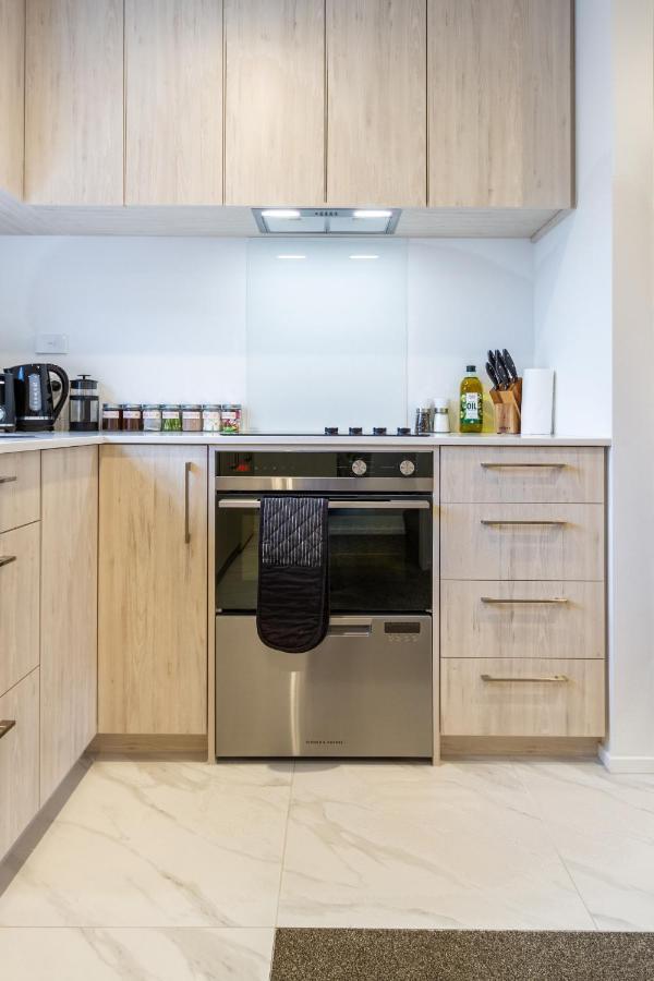 In The Heart Of It All: 2 Bed Cbd Townhouse Christchurch Buitenkant foto