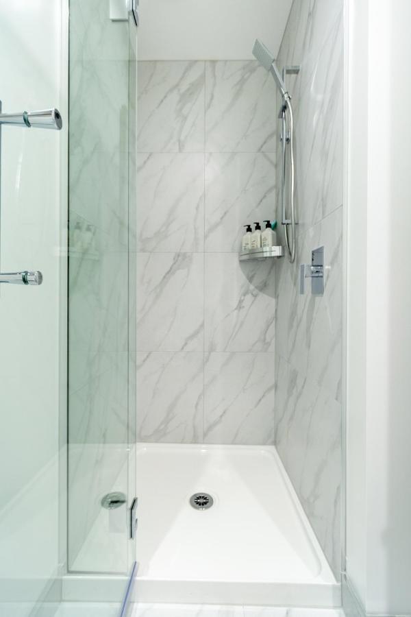 In The Heart Of It All: 2 Bed Cbd Townhouse Christchurch Buitenkant foto
