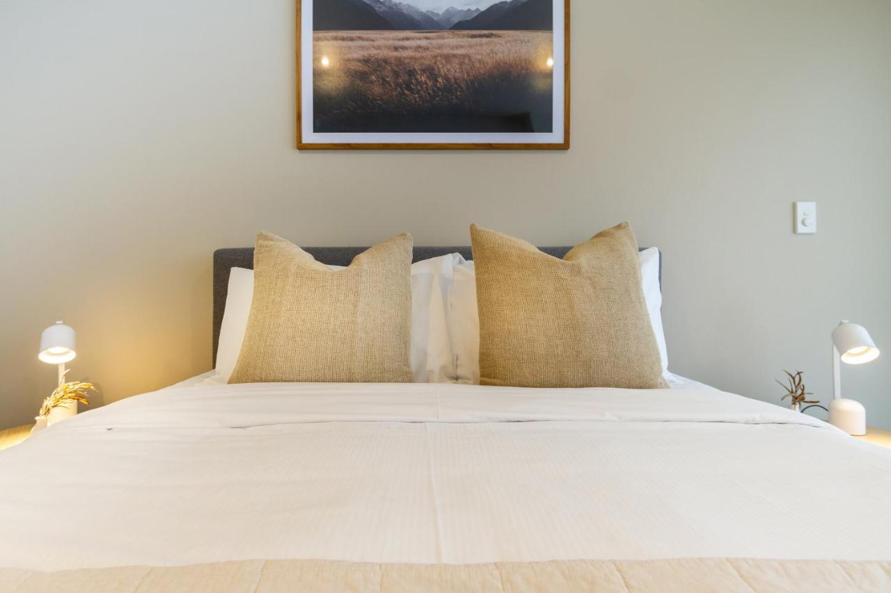 In The Heart Of It All: 2 Bed Cbd Townhouse Christchurch Buitenkant foto
